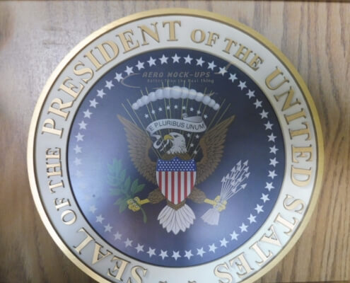 34-53 Sign, Raised - Presidential seal - 10