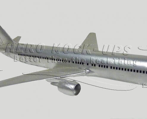 38-34 Model - B777