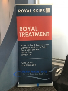 32-275 Banner Stand - Royal Treatment